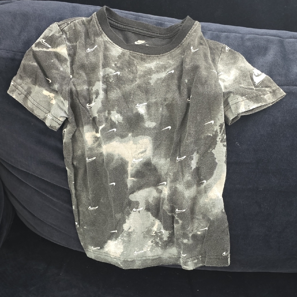 Nike Kids Black and Cream Tie-Dye T-Shirt